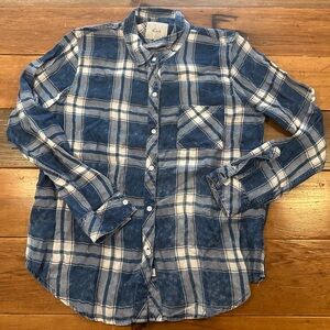 Rails Blue & White Plaid Button Down Shirt Size L